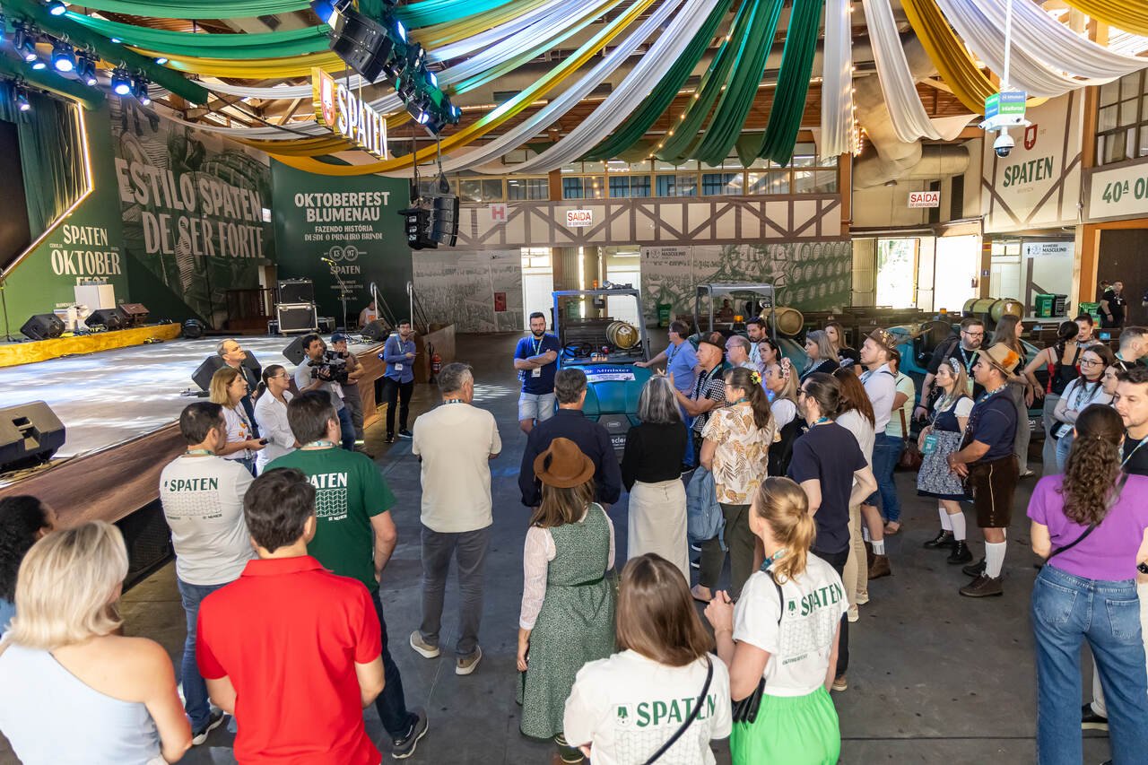 Oktoberfest Summit - foto