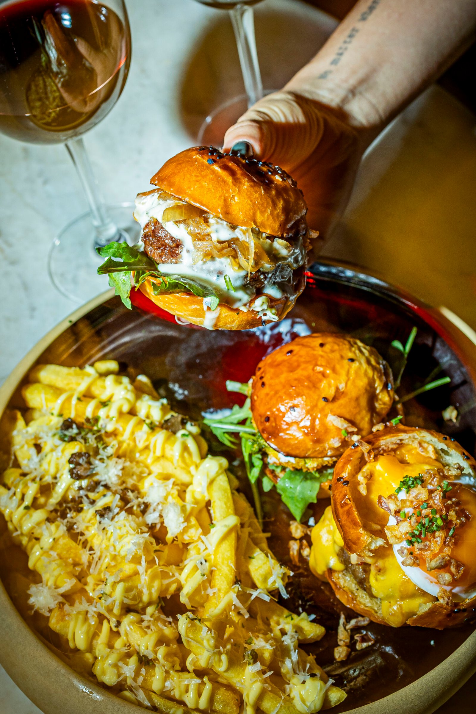 mini trio de burgers - foto