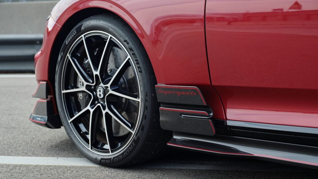 Pirelli P Zero