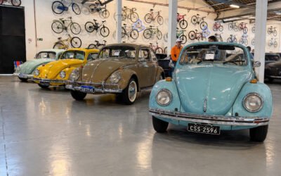 motos e carros antigos
