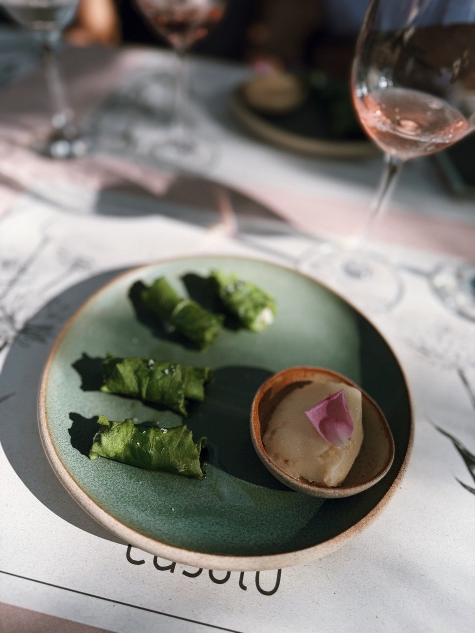 folhas da gastronomia mineira - foto