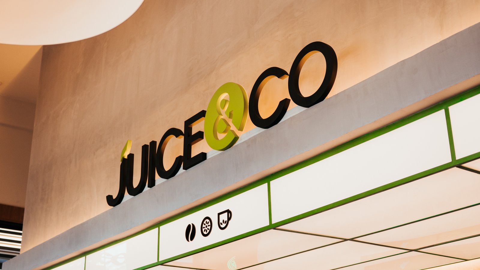 Juice&Co inaugura flagship - foto