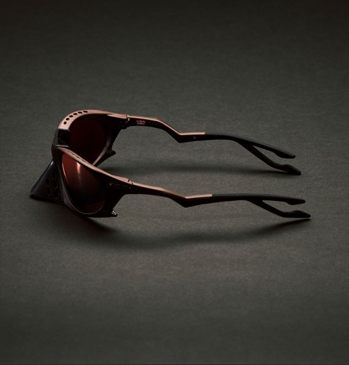 Oakley e Travis Scott - foto