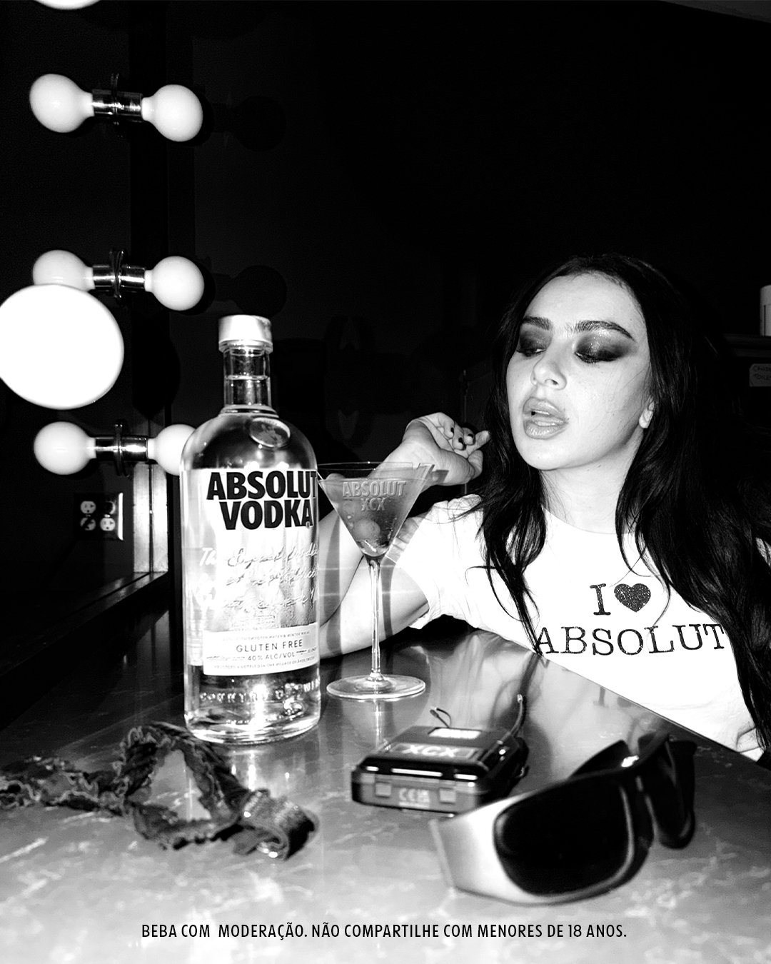 parceria Absolut Charli - foto